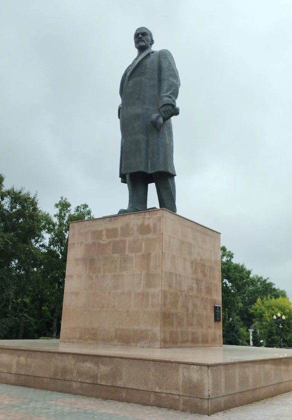 Памятник Ленину в Южно-Сахалинске. Фото: Екатерина Ежова